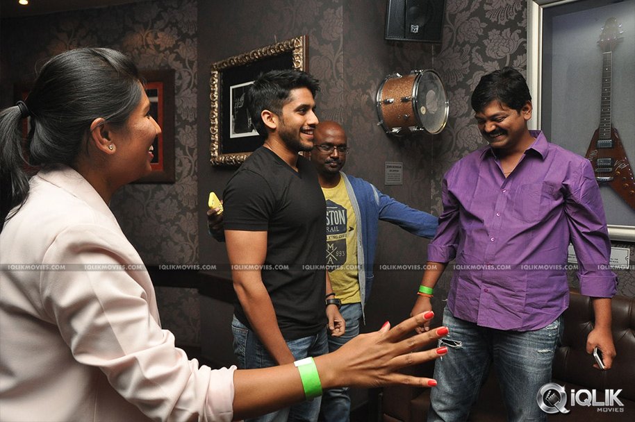 Celebrities-at-SS-Thaman-Charity-show-for-Hudhud-victims